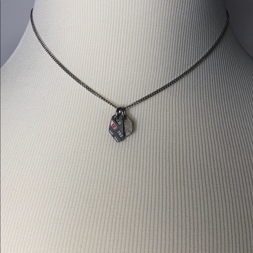 Diesel logo chain